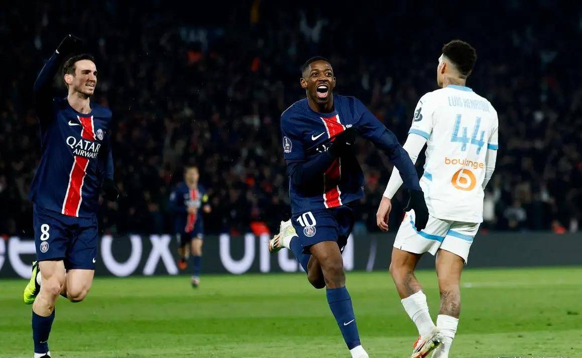 砸烂手柄，赛季独造46球，兑现天赋的登贝莱比姆巴佩更接近金球奖